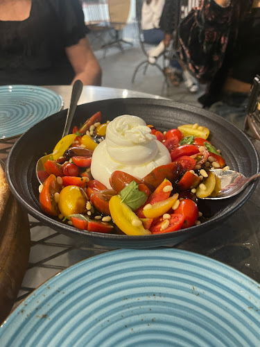 Opinii despre יוניקא מטבח איטלקי în מודיעין מכבים רעות - הסעדה