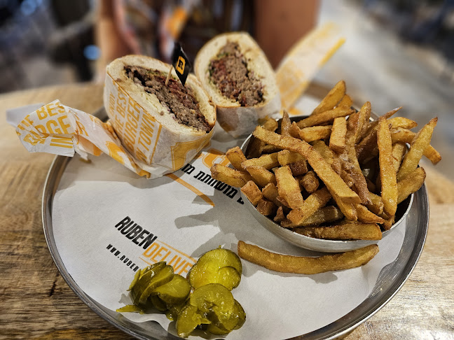 רובן נהריה כשר מחפוד - הסעדה