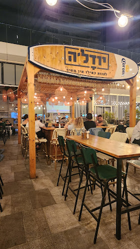 מתחם סאנסט ביץ, דרך בן גוריון 136, בת ים, 5930113