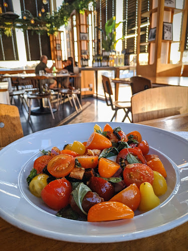 פיצה פורטו איירפורט סיטי - הסעדה