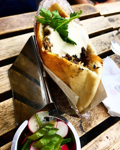 נחמן 6, תל אביב-יפו