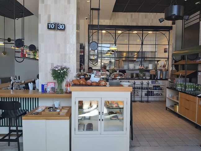 קפה נאדי - הסעדה