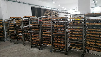 מאפיית קלייןס