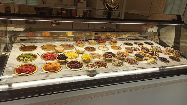 גולדה דיזנגוף - הסעדה