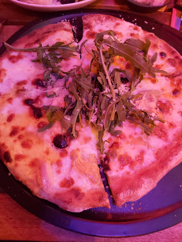 פארוק בשוק - Faruk Bashuk - הסעדה