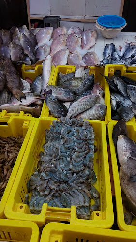 שוק עכו מהעיר העתיקה והחוף - הסעדה