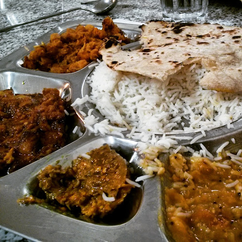 מהרג'ה - הסעדה