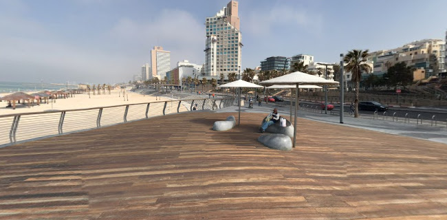 חוף לה מר תל-אביב | La Mer Beach Tel Aviv
