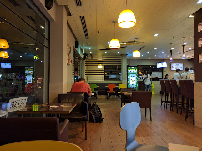 שדרות רוטשילד 33, תל אביב-יפו, 6688302