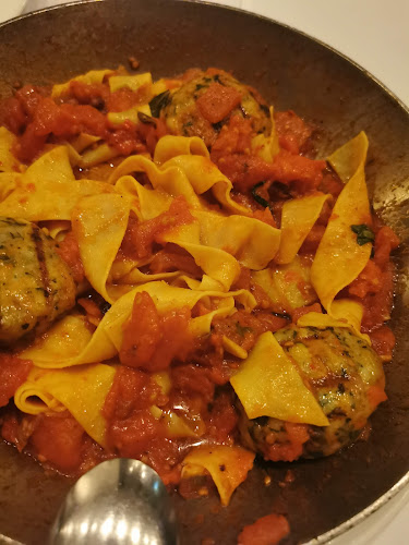 טורקיז - הסעדה