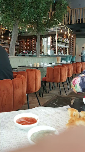 רפאלו ביג קריות - הסעדה