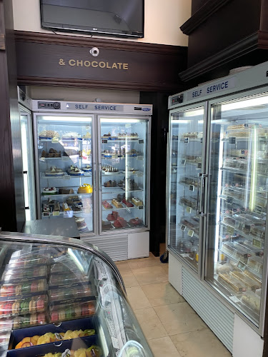 דודו אוטמזגין קרית אתא מרכז - הסעדה