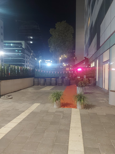 בר הקליניקה clinica bar - הסעדה