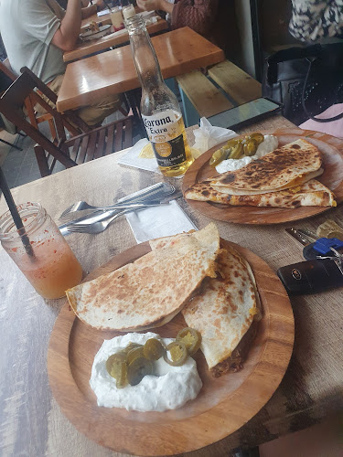 מסקל - הסעדה