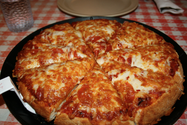 פיצה פלוס - הסעדה