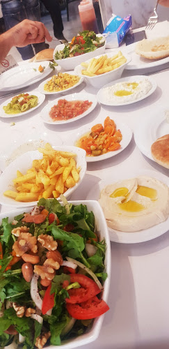 מסעדת ים הדגים - مطعم بحر السمك - Sea of Fish Restaurant - ירושלים