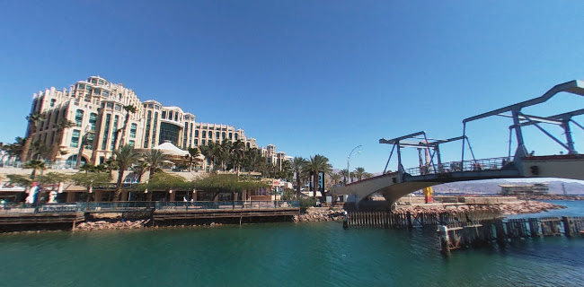 Opinii despre בורגרים אילת בטיילת în אילת - הסעדה