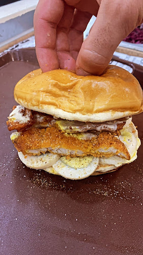 Comentarii opinii despre השניצל של מושיקו - מושיקו