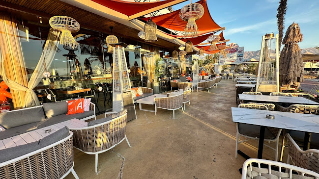 חוף מיה - mia beach bar - אילת