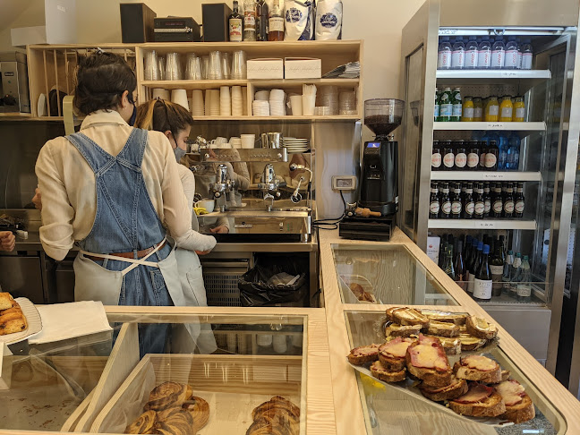 מאפיית האומנים - הסעדה