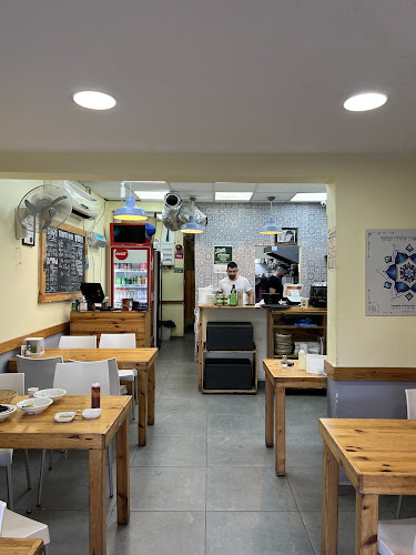 חומוס אליהו פלורנטין