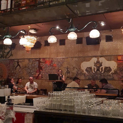 סליק - בר (מרכז הכרמל) - הסעדה