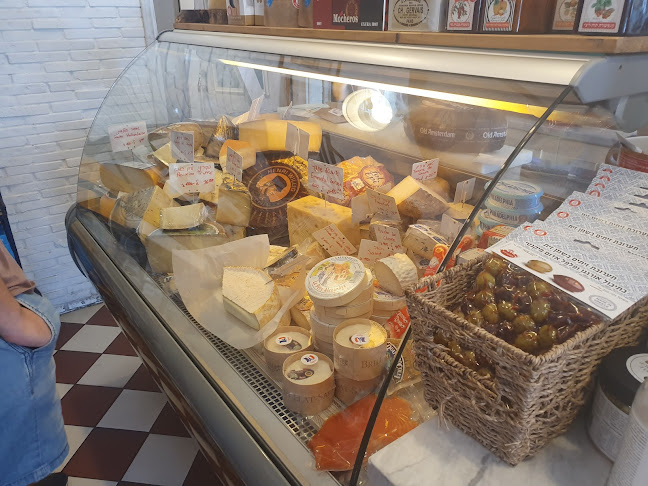 מעדניית לבקוביץ'