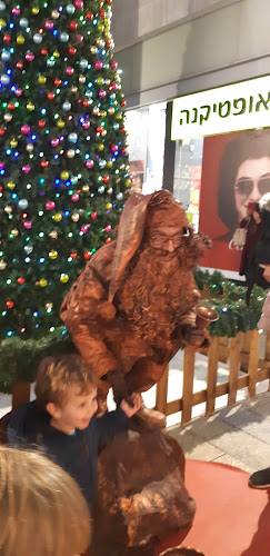 מקדונלד'ס - ביג פאשן, נצרת - הסעדה