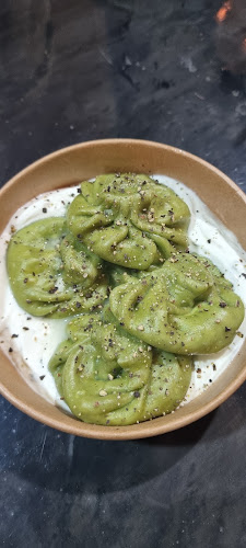 Comentarii opinii despre חצ׳אפורי האחיות- פולקלור בצלחת