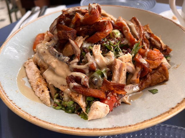 דה סטריטס - הסעדה