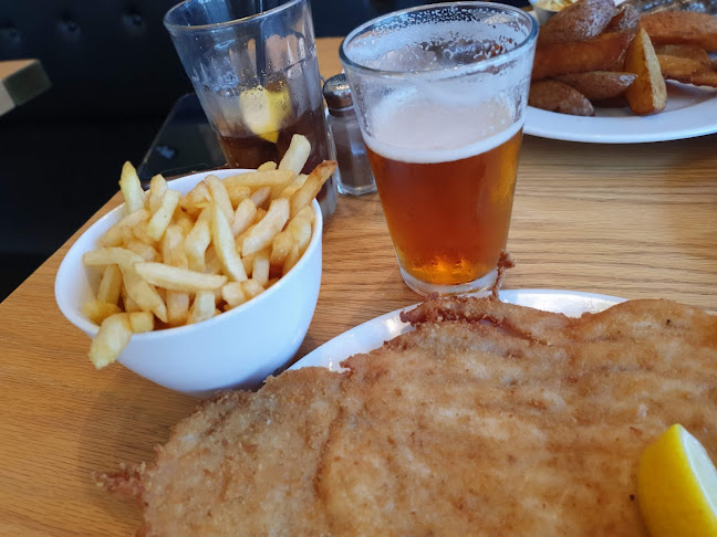 ג'מס קרית השרון Jems