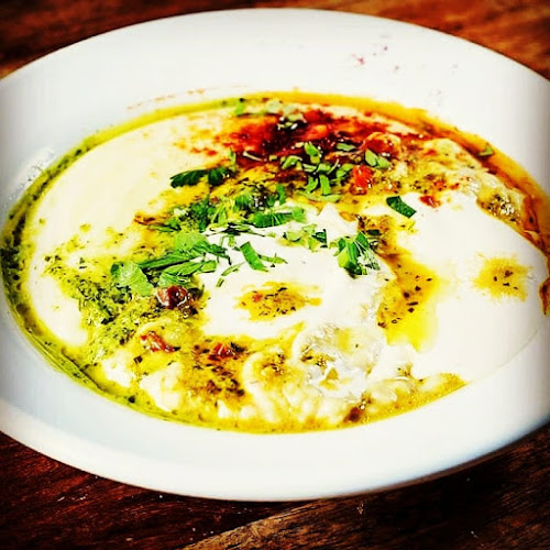 חומוס יוסף רמת אביב