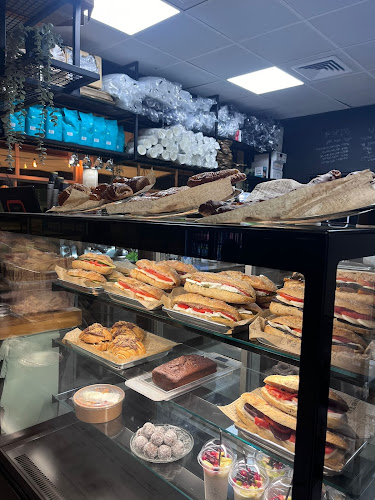 CaFederer קפדרר קפה&טניס