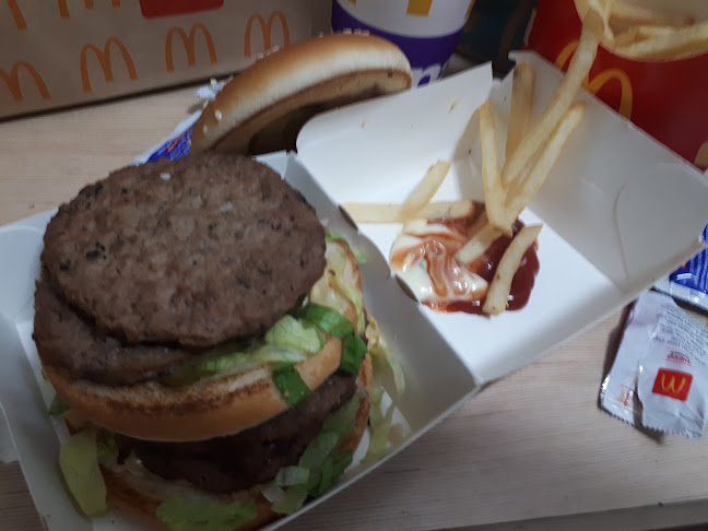 מקדונלד'ס - קרית רבין, חולון - הסעדה