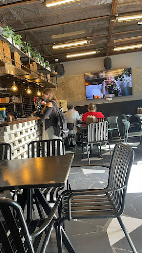 בורגר מרקט מחנה יהודה Burger Market - הסעדה