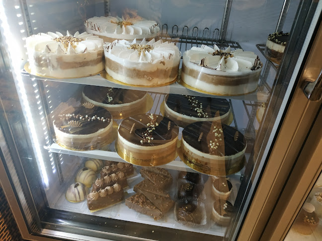 מאפיית הכהנים כורזין גבעתיים - הסעדה