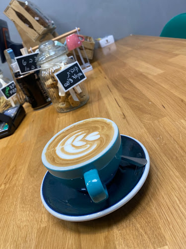 Comentarii opinii despre איש קפה - בית קפה , קפסולות, פולי קפה