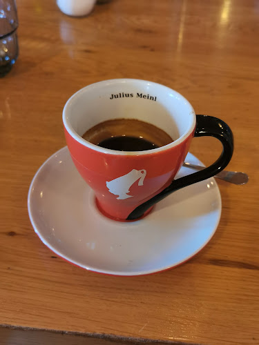 מנזה Menza - הסעדה