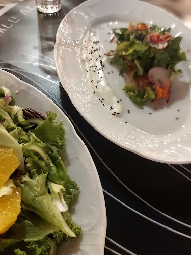 לולה - הכשרה על הים