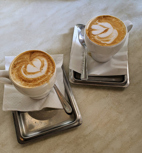 אוליב קורנר - תל אביב-יפו