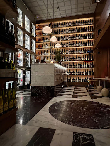 WINE SHOP - תל אביב-יפו