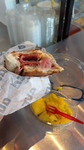 סחבק טוסט נקניק - הסעדה