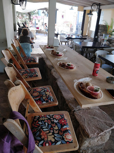 ג'חנון גדרה - הסעדה