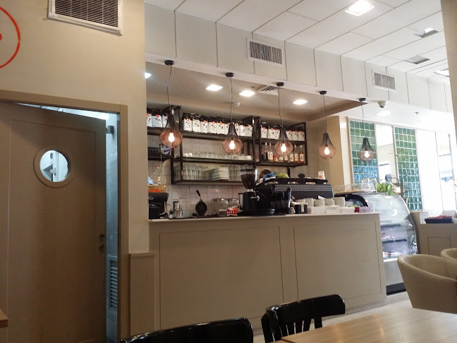 Opinii despre קפה קפה אום אל פחם în אום אל-פחם - הסעדה