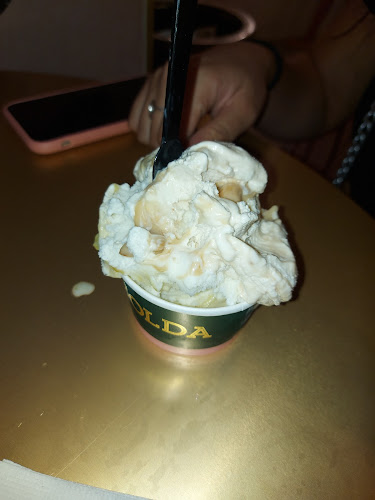 Golda Ice Cream גלידה גולדה נהריה - הסעדה