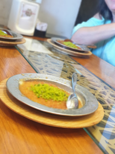 ממתקי הידידות - הסעדה