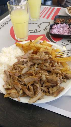 פונדק בני - הסעדה