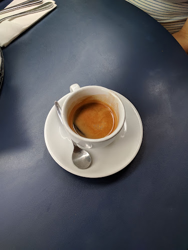 Opinii despre קפה משולש în תל אביב-יפו - הסעדה