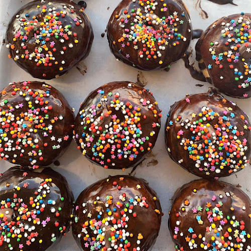 Opinii despre קונדיטוריה וייס בע"מ în תל אביב-יפו - הסעדה