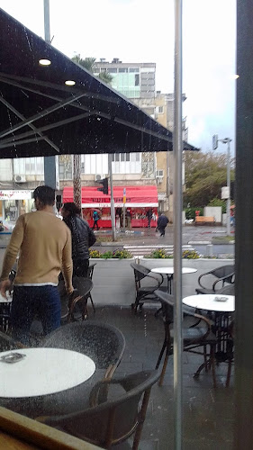 Opinii despre Aroma Espresso Bar ארומה אספרסו בר în בת ים - הסעדה